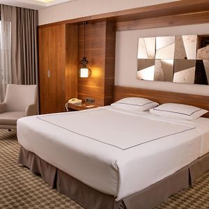 Queen Suite
