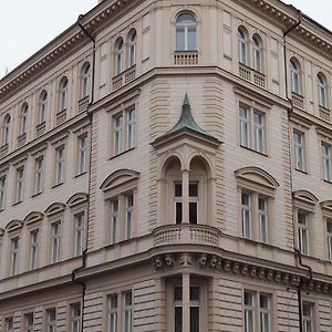 The Palace Suites And Apartments